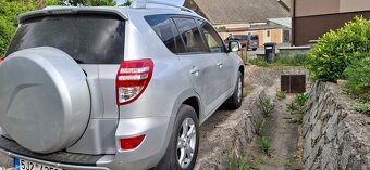 Toyota RAV4 - 5