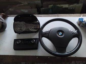 BMW e90 e91 320i 320d náhradní díly - 5