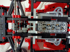 LEGO Formule 1 Ferrari 2006 - 5