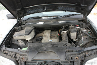 PRODÁM DÍLY NA BMW E53 X5 3.0D 135KW - 5