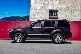 Nissan Pathfinder 3.0 dCi V6 LE - 5