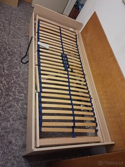 Polohovací postel - 2 elektromotory - zánovní - 5