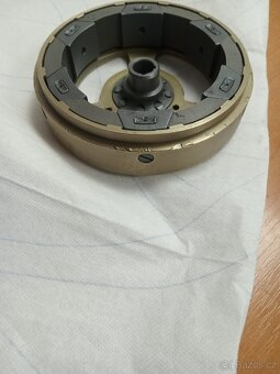 Mosazné magneto zapalování Bosch ULD 1 asi předválečná ČZ - 5