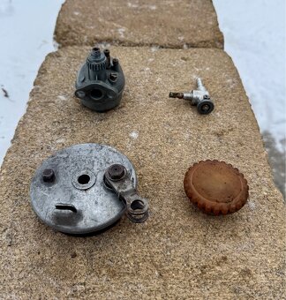 Stadion, Jawa Jawetta - dily - 5