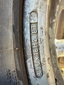 Pneu 285/60 R18 - 5