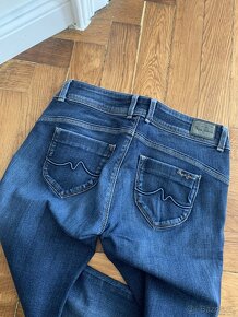 Značkové dámské džíny Pepe jeans - 5