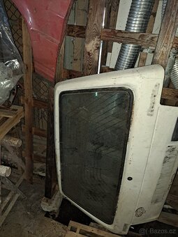 Fiat Uno 5dv.dveře pravé zdarma - 5