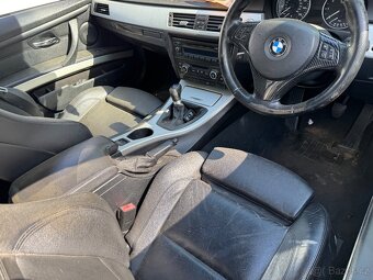 BMW E93 M-Paket náhradní díly blacksaphire - 5