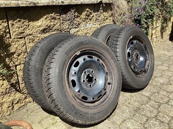 Plechové disky a zimní pneumatiky Barum Polaris 165/70 R - 5