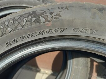 Zimní pneumatiky 205/55 r17 - 5