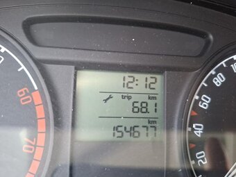 ŠKODA FABIA II., RV 2009 1,2i ZA 29000 KČ - 5