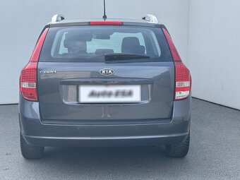 Kia Ceed 1.4CVVT ,  77 kW benzín, 2011 - 5