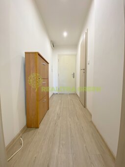Prodej bytu 1kk s lodžií, Vsetín – ul. Bratří Hlaviců, po ko - 5