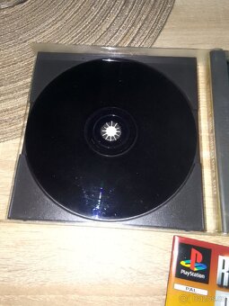 Resident Evil Director's Cut PS1 - 5