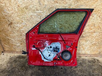 PRAVÉ PŘEDNÍ DVEŘE ŠKODA YETI LF3K/8151 - 5