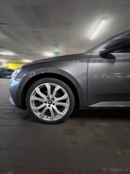 ŠKODA SUPERB L&K 147 KW - 5