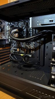 PC set Ryzen 7 5700X3D – prosklená skříň. - 5