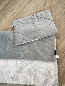 Přikrývka a polštář - 5