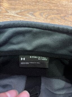 Chlapecká černá mikina na zip, vel. 122, Under Armour - 5