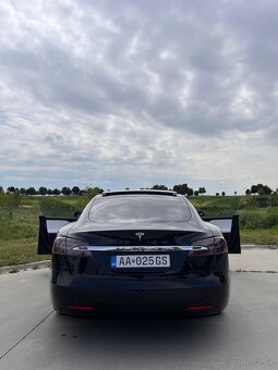 Tesla model S 75D - 5