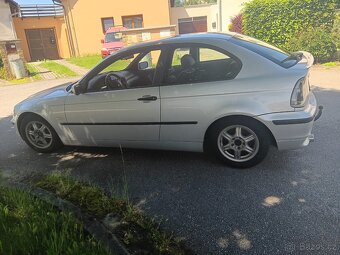 BMW 318i Compact pěkný stav - 5