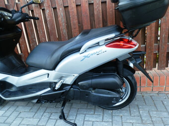 Yamaha X-Max 125 - 5