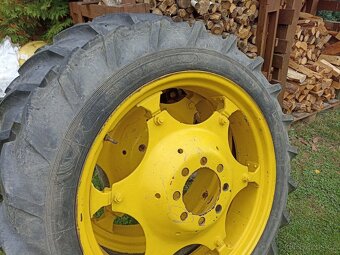 Zadní kompletní kola Zetor 9,5-32 + pneu 12,4-28 navíc - 5