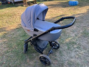 Kočárek Tudore Forester - 5