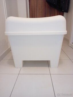 Plastová sedačka s úložným prostorem - 5