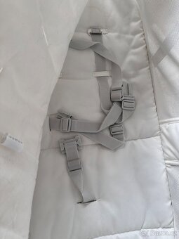 Chicco Baby Hug 5v1 - postýlka/lehátko/židlička a sedačka - 5