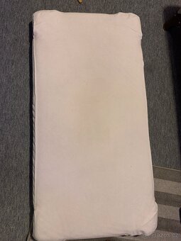 Cestovní postýlka - 5