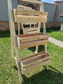 Stojan na květináče - 5