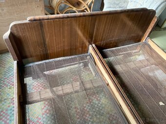 Postel s železným roštem - 5