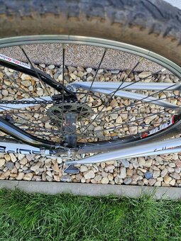 FOLLOW ME a horské kolo Superior XC825 - 5