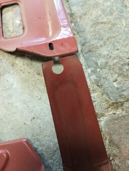 Nové i použité plechové díly  škoda 120 - 5