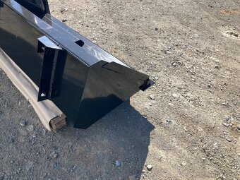 Lopata pro smykový nakladač - 5