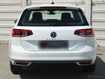 Volkswagen Passat 2,0 TDi 110kW DSG Elegance ČR 1.maj CR BMT - 5