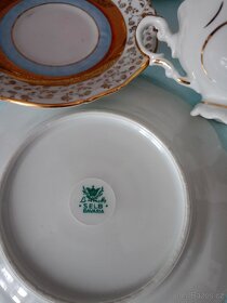KRÁSNÁ PORCELÁNOVÁ SOUPRAVA - 5