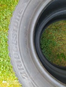 PNEU ZIMNÍ BRIDGESTONE BLIZZAK LM 001 - 215/65/R17 99H - 2ks - 5