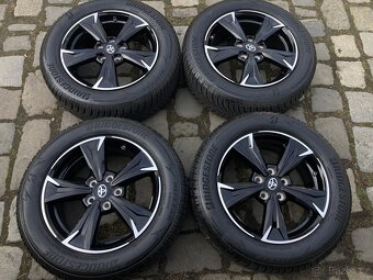 Zimní kola TOYOTA C-HR 17" 5x114,3 BRIDGESTONE 215/60R17 - 5