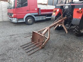 Prodám (čelní) zadní nakladač na Zetor do třetího bodu - 5
