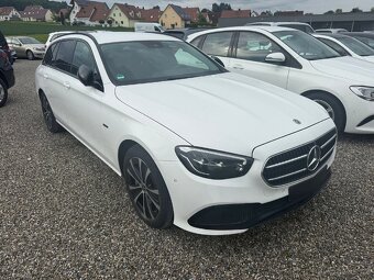 Mercedes E300 de T model - 5