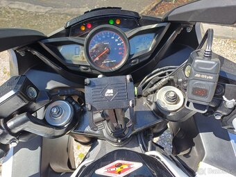 Honda VFR1200F - 5