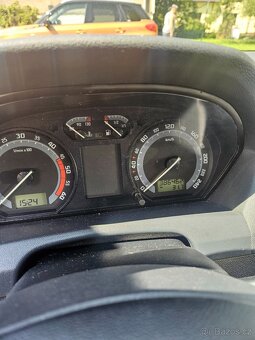 Fabia - 5