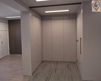Příležitost pro Vaše podnikání - atraktivní komerční prostor - 5