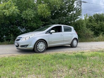 Opel Corsa D 1.2 16V - 5