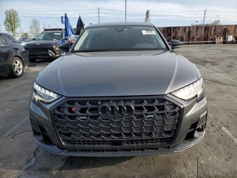 2022 Audi S8 4.0L All wheel drive - 5