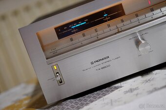 PIONEER - TX 9800 - top tuner 80let.  krasny stav - 5