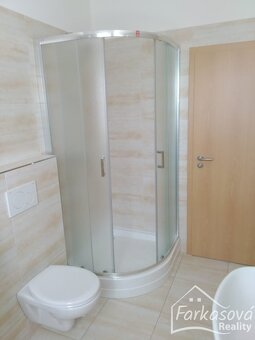 Pronájem bytu 1+kk na ulici Palackého v Lanškrouně. - 5