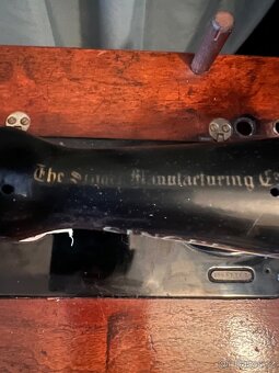 Šlapací šicí stroj funkční - 5